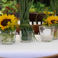 letiha-floral-arrangement-845323_1920